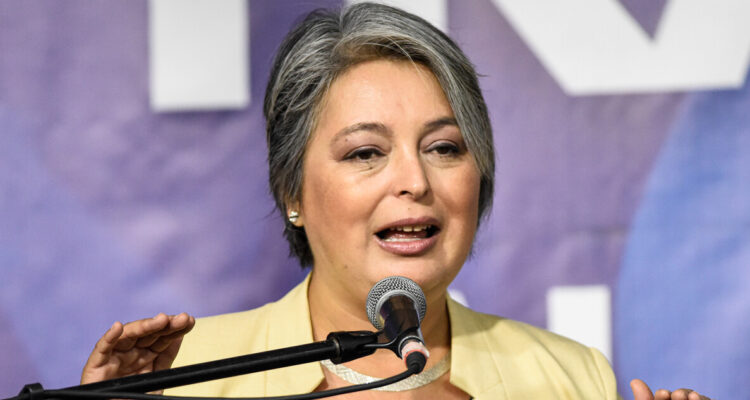 Mininstra Jara, una de las líderes de la reforma de pensiones