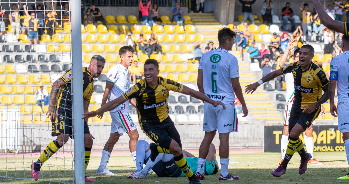 Coquimbo Unido doblegó a Audax Italiano.