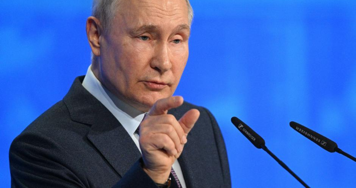 Corte Penal Internacional emite orden de detención contra Vladimir Putin