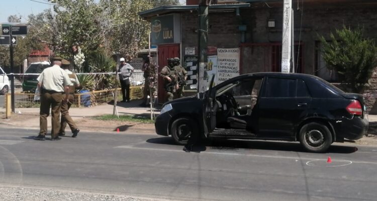 Delincuente termina baleado por carabinero en medio de asalto en San Joaquín