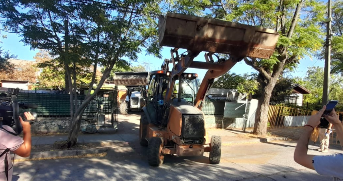 Demolición de tercera narco casa en La Florida
