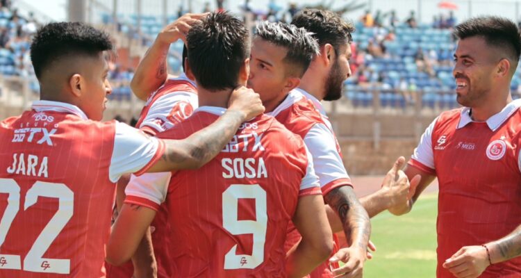 Unión San Felipe sorprendió a Deportes Iquique en el norte.