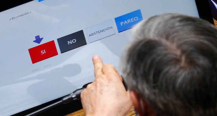 Reforma Tributaria: Diputados reinician trabajo legislativo presionados por proyecto clave de Boric