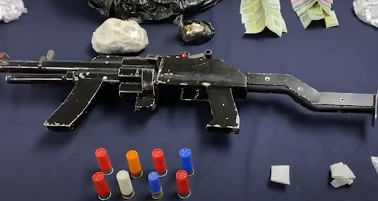 Cuatro detenidos en Paine por tráfico de droga: se paseaban con armas para intimidar a vecinos