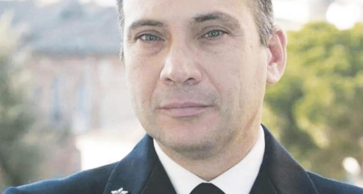 El oficial naval italiano Walter Biot