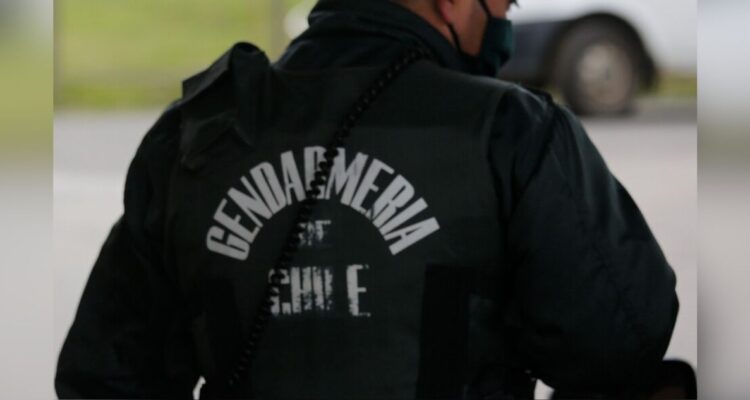 Gendarmes niegan golpiza a imputado por muerte de carabinero