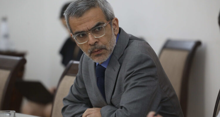 Ministro de Justicia, Luis Cordero.
