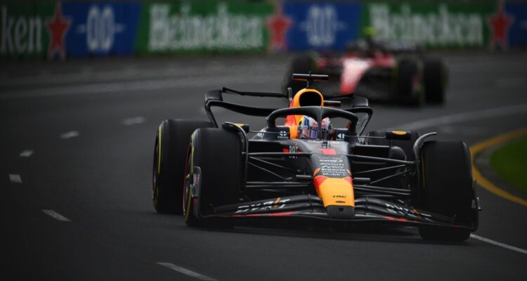 Fórmula 1: Verstappen y Alonso mandaron en los libres del GP de Australia.