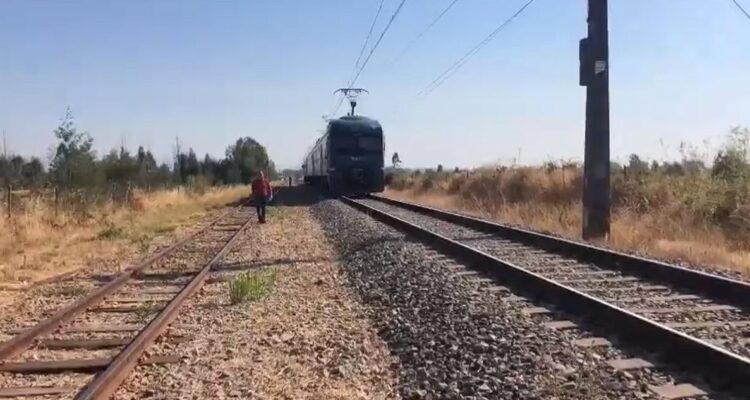 Hombre muere arrollado por tren en Curicó