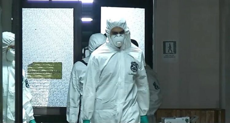 Hombre apuñalado muere tras llegar pidiendo auxilio a una comisaría de Estación Central