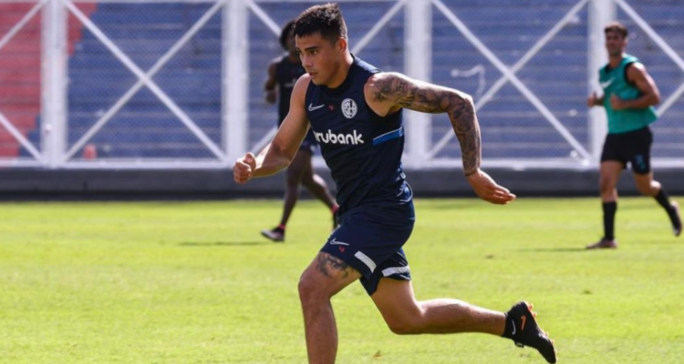 Alex Ibacache en la mira de un nuevo elenco argentino.