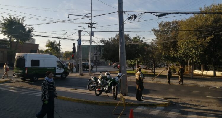 Carabineros desvía preventivamente perímetro del INBA