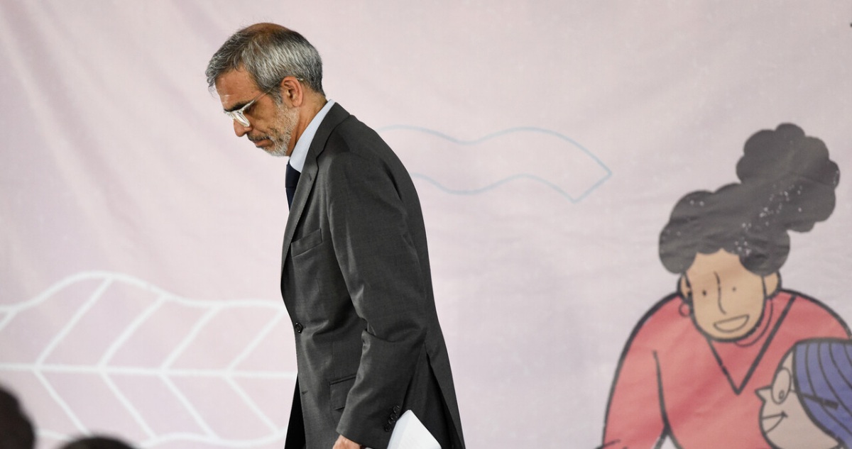 Gobierno explica negativa a revelar antecedentes de indultados al TC pedidos por la oposición