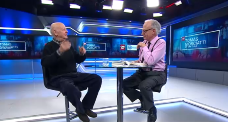 Jorge Edwards y Tomás Mosciatti en una de las últimas entrevistas del escritor