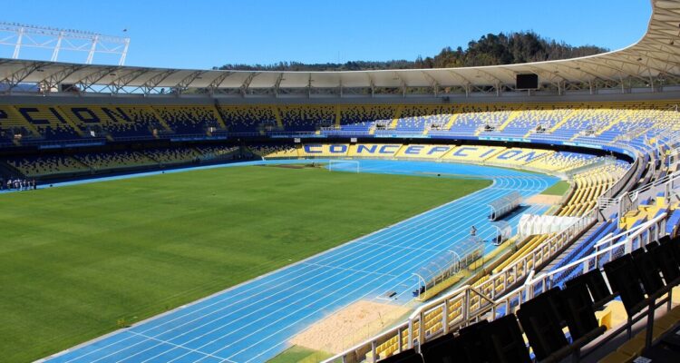 La Roja podría jugar fechas de Clasificatorias en Concepción.