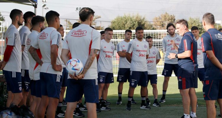 Las dos grandes sorpresas de Berizzo en primer once tentativo de La Roja