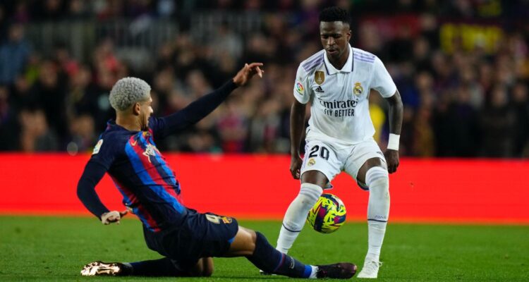 LaLiga presentó la octava denuncia por insultos racistas contra Vinicius