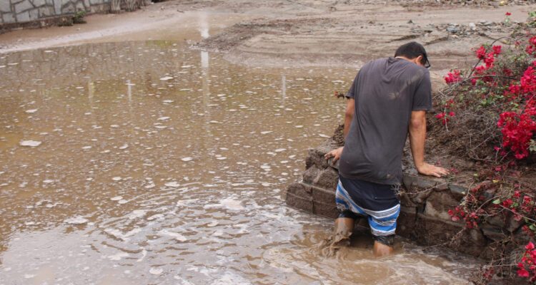 Las lluvias no dan tregua en Perú y gobierno declara estado de emergencia en 3 regiones