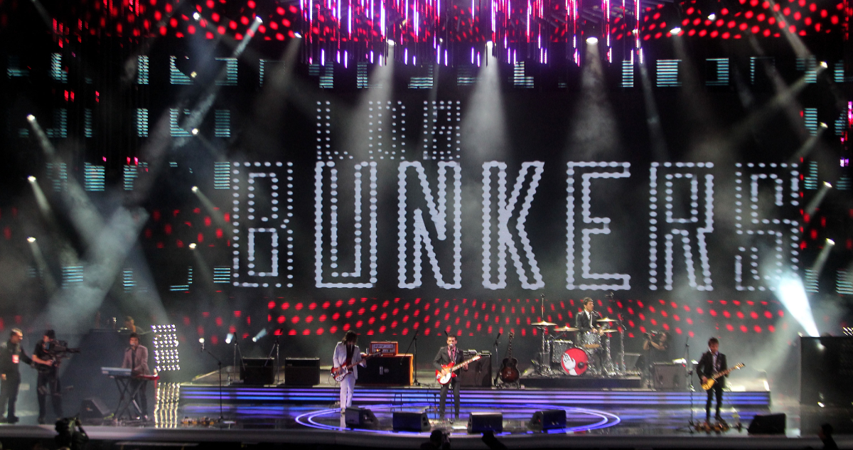 Los Bunkers vuelven a los escenarios con show sorpresa previo a su gira