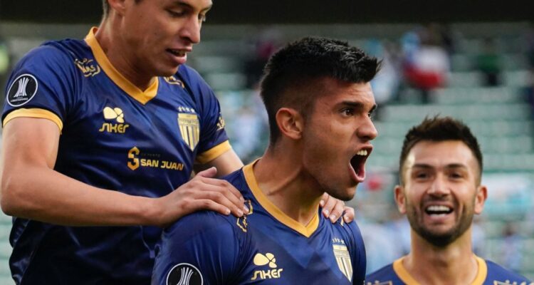 Magallanes conoce fechas y horarios para llave con el DIM por la Libertadores