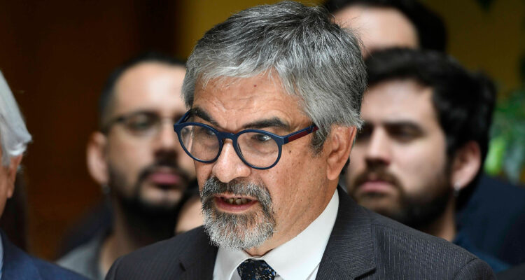 “Preocuparse de votar y no de si le pusieron mala cara”: Marcel endurece su crítica a parlamentarios