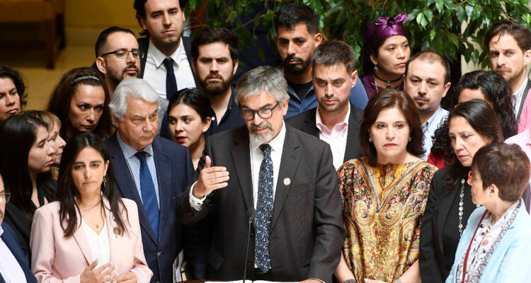 “Celebrarán los que evaden impuestos”: Marcel califica rechazo a reforma tributaria como derrota país