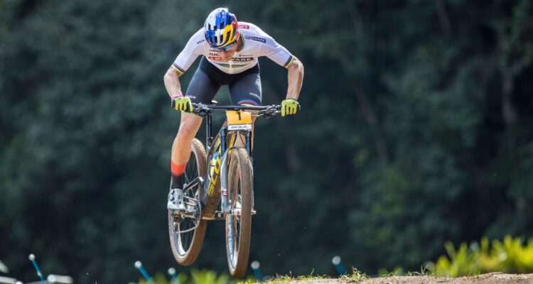 Martín Vidaurre aspira a ser campeón del Nacional de XCO y XCC.