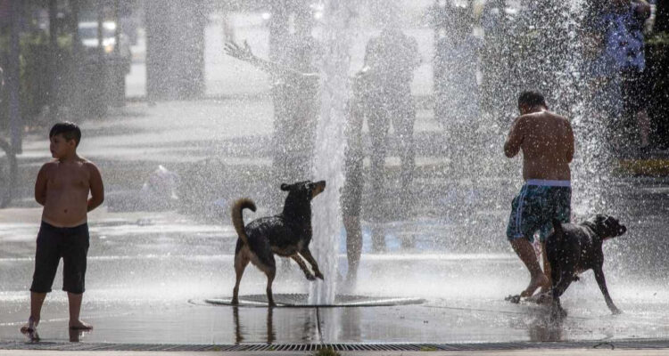 Ola de calor sin precedentes golpea a Argentina y bate récords en varias ciudades: habrá hasta 38°