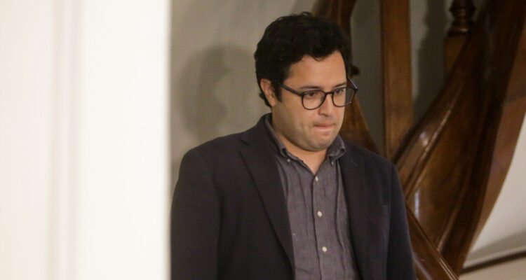 Presidente del Partido Liberal presenta su renuncia tras quedar sin ministros en el gabinete