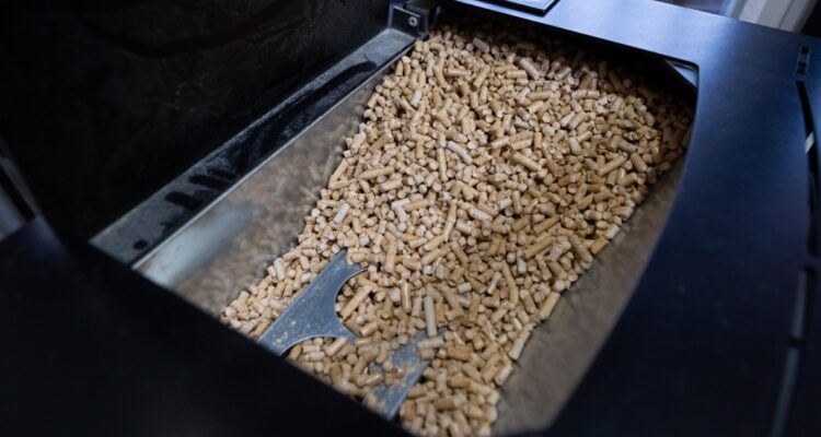 Se duplica producción del pellet en Los Ríos