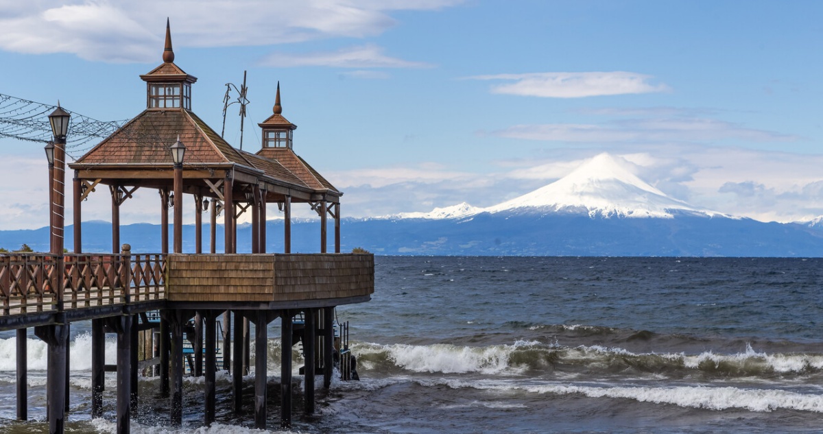 Comunidades indígenas se querellan contra Caleta Bay por atentado mediambiental en el Lago Llanquihue