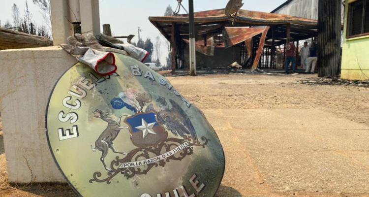 Reconstruirán Escuela Colico Alto