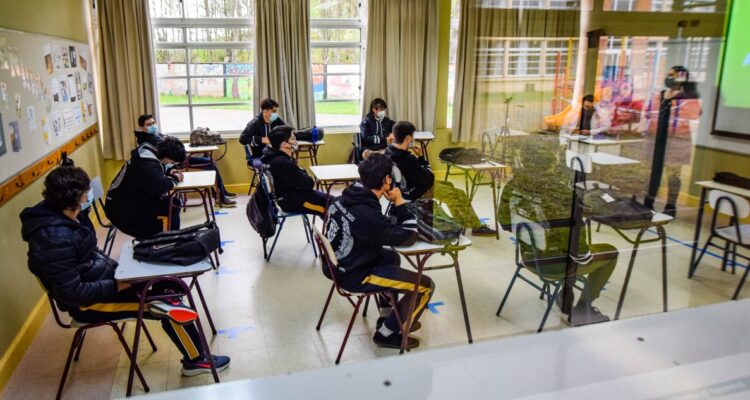 Regreso a clases para damnificados por incendios será normal