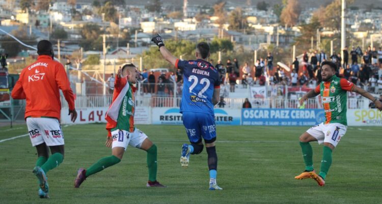 Gol de Leandro Requena