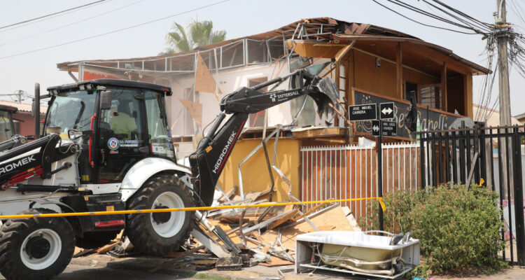 Diputados RN proponen proyecto para facultar a alcaldes para ordenar demolición de casas-narco