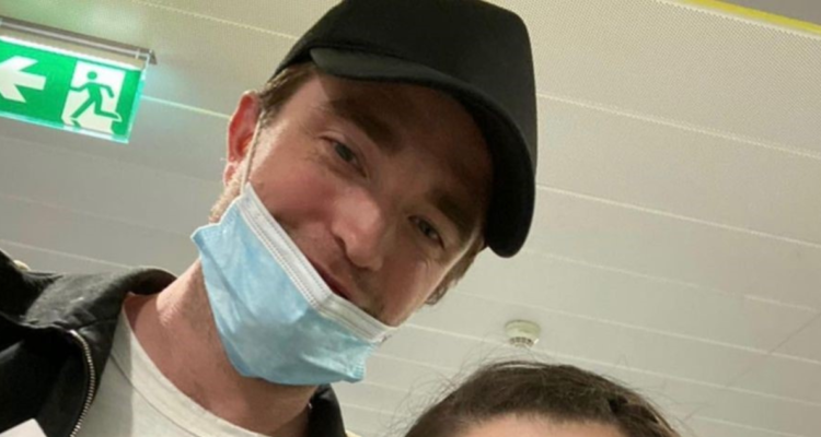 Robert Pattinson en aeropuerto
