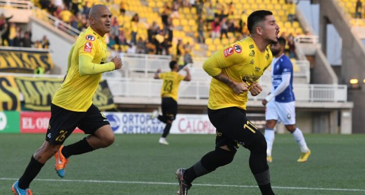 San Luis retoma la punta de la Primera B con emotivo triunfo sobre Antofagasta