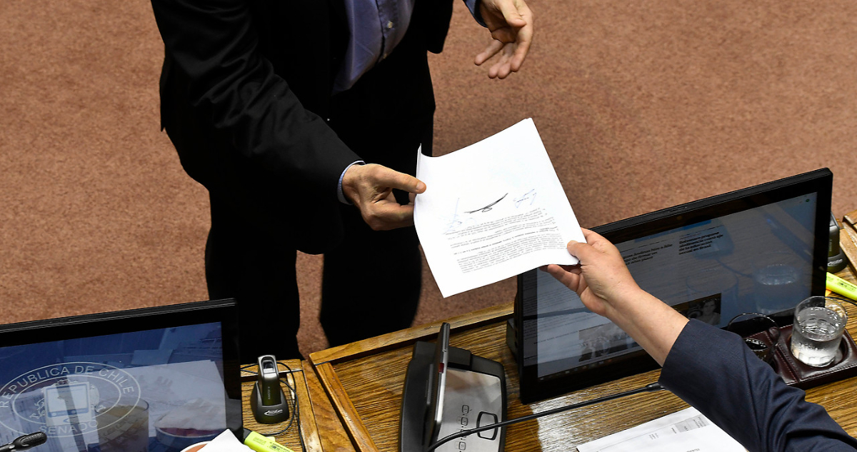 Aumentan las presiones al Gobierno para proponer medidas que “frenen” sexto retiro en el Congreso