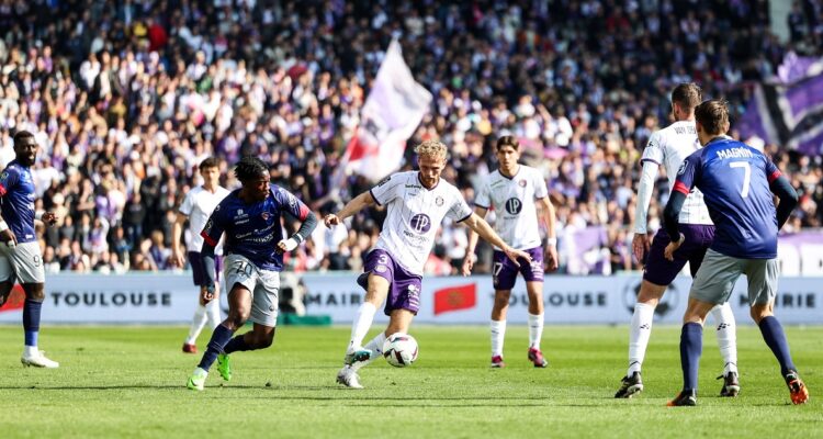 Clermont sorprendió al Toulouse en La Ligue 1