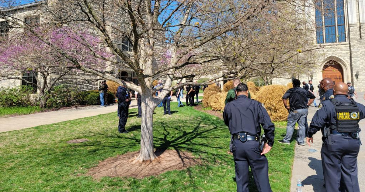 Al menos tres menores muertos deja tiroteo en colegio de Nashville