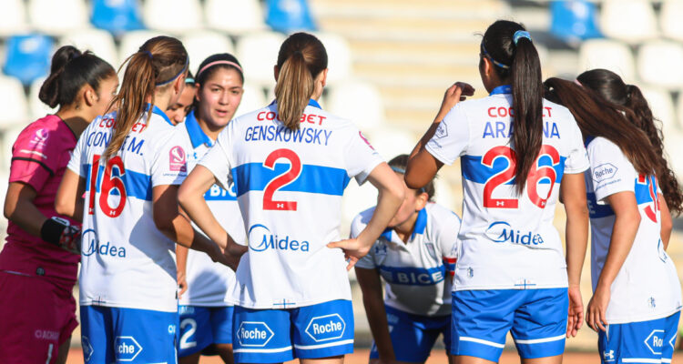 Universidad Católica femenino