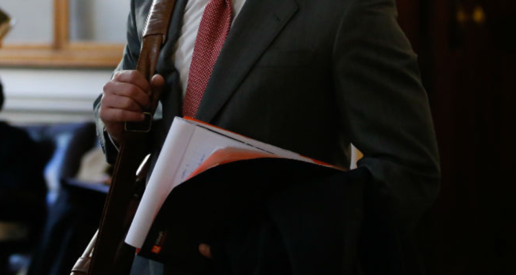 abogado ingresó celulares para interno