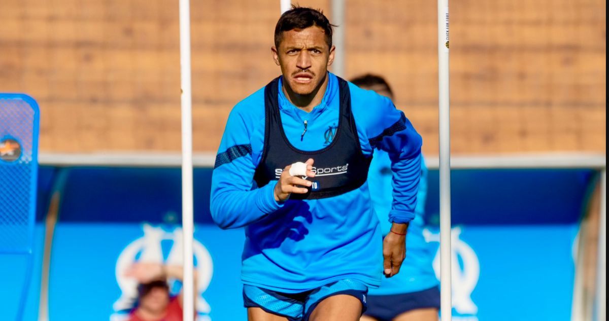 Excrack de Uruguay y del United llenó de elogios a Alexis Sánchez