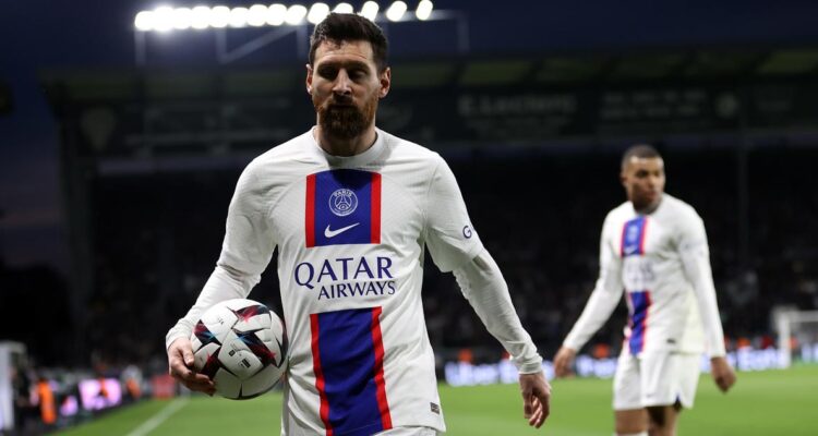 Lionel Messi volvió a ser criticado por la prensa francesa.