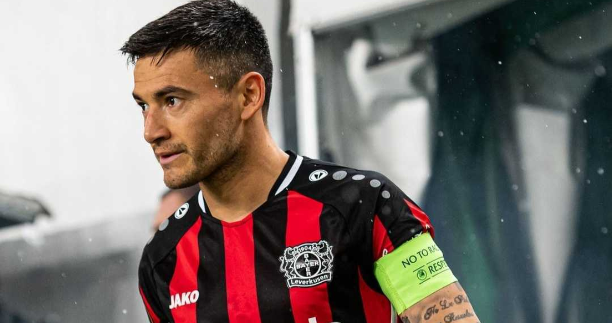 Charles Aránguiz pone punto final a su etapa en el Bayer Leverkusen.