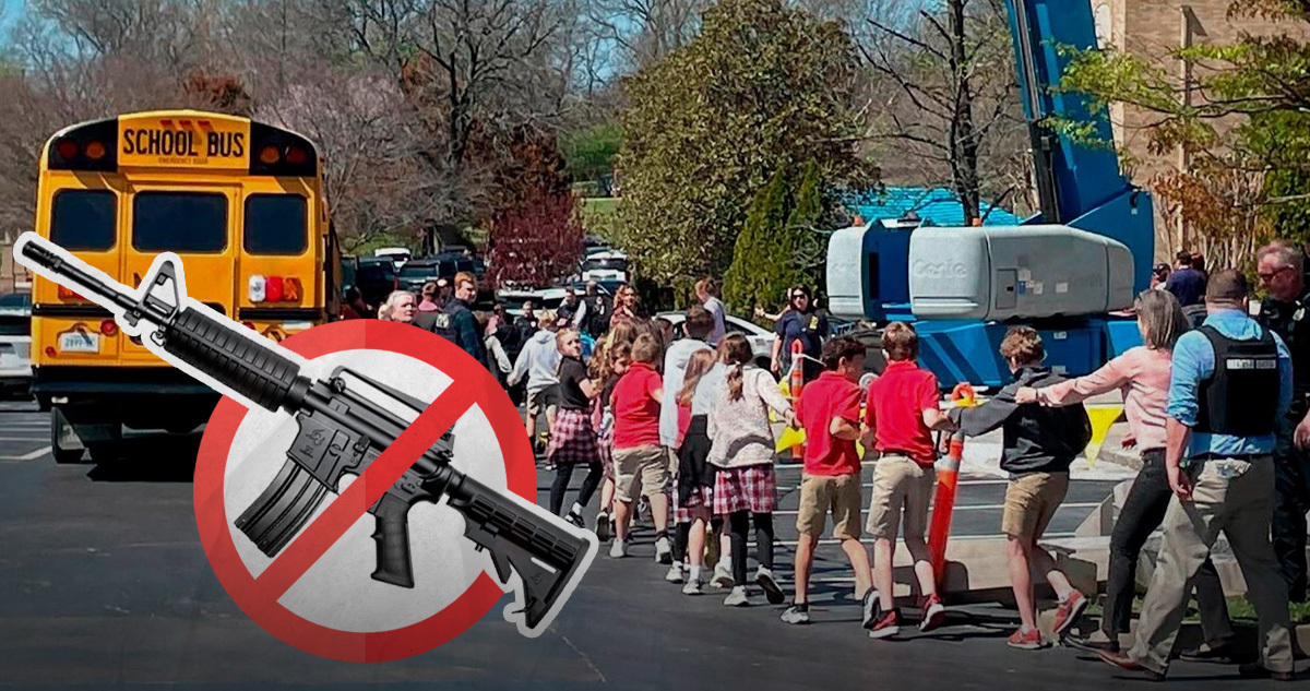 niños evacuando una escuela en Estados Unidos