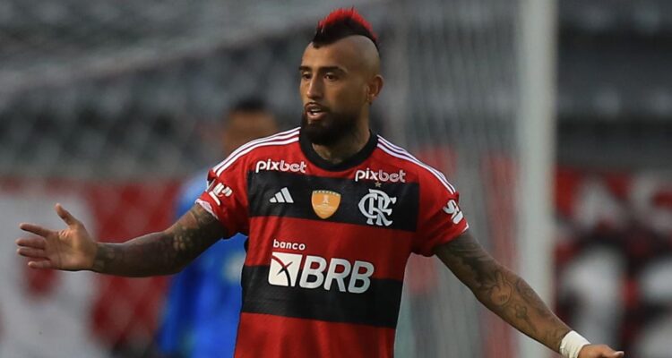Arturo Vidal recibió el alta en Río de Janeiro.