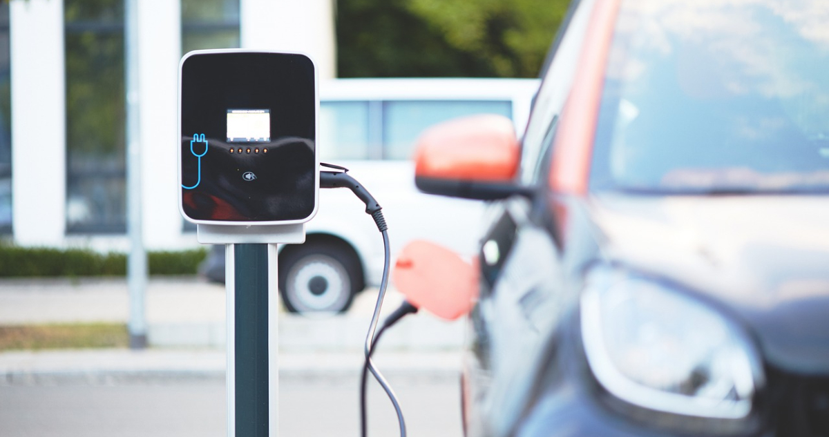 Se disparan los avisos de autos híbridos y eléctricos en venta: conoce las marcas que están liderando