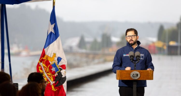 Boric emplaza al Congreso a aprobar royalty minero: “No es tiempo de excusas, sino de soluciones”