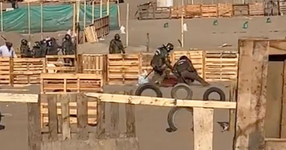 Enfrentamientos durante desalojo y demolición en toma Costa Laguna Antofagasta